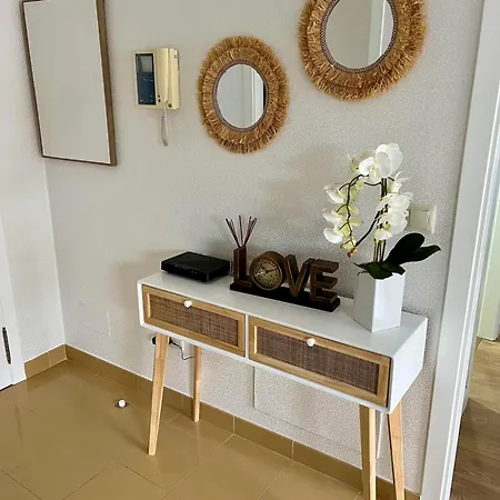 Apartamento Precioso ático Con Amplia Terraza *