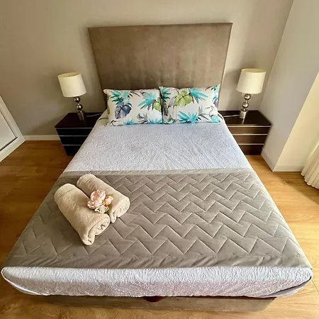 Apartamento Precioso ático Con Amplia Terraza *