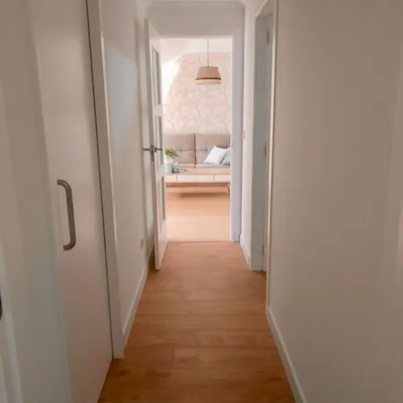 Apartamento Precioso ático Con Amplia Terraza *